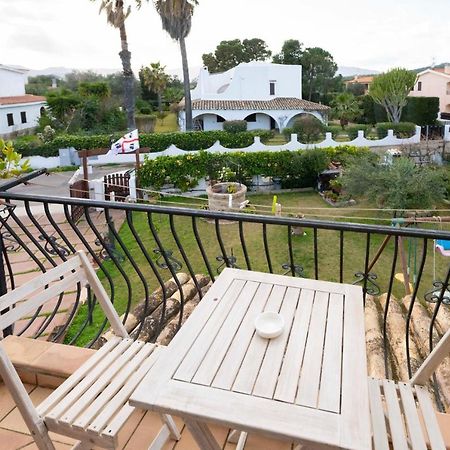 Sa Domu Sarda Suites - Bed & Breakfast Porto Columbu - Perd'E Sali Ngoại thất bức ảnh